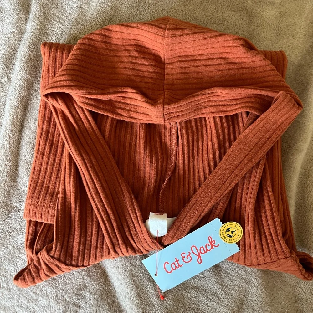 NWT Cat& Jack Hoodies and sweater Size Medium (7/8) Color Orange